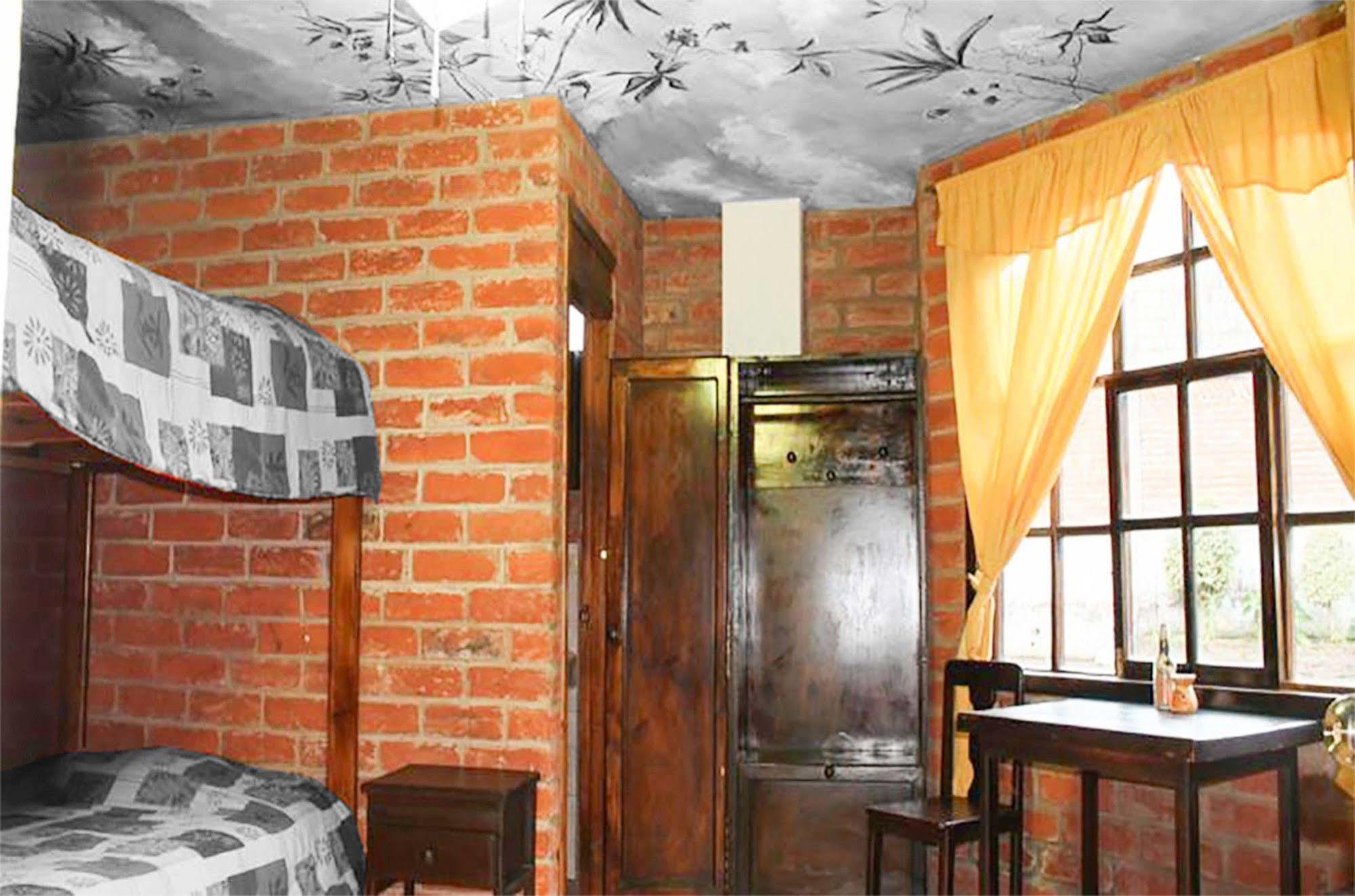 Hostel City Hub Colombo Airport カトゥナカヤ エクステリア 写真